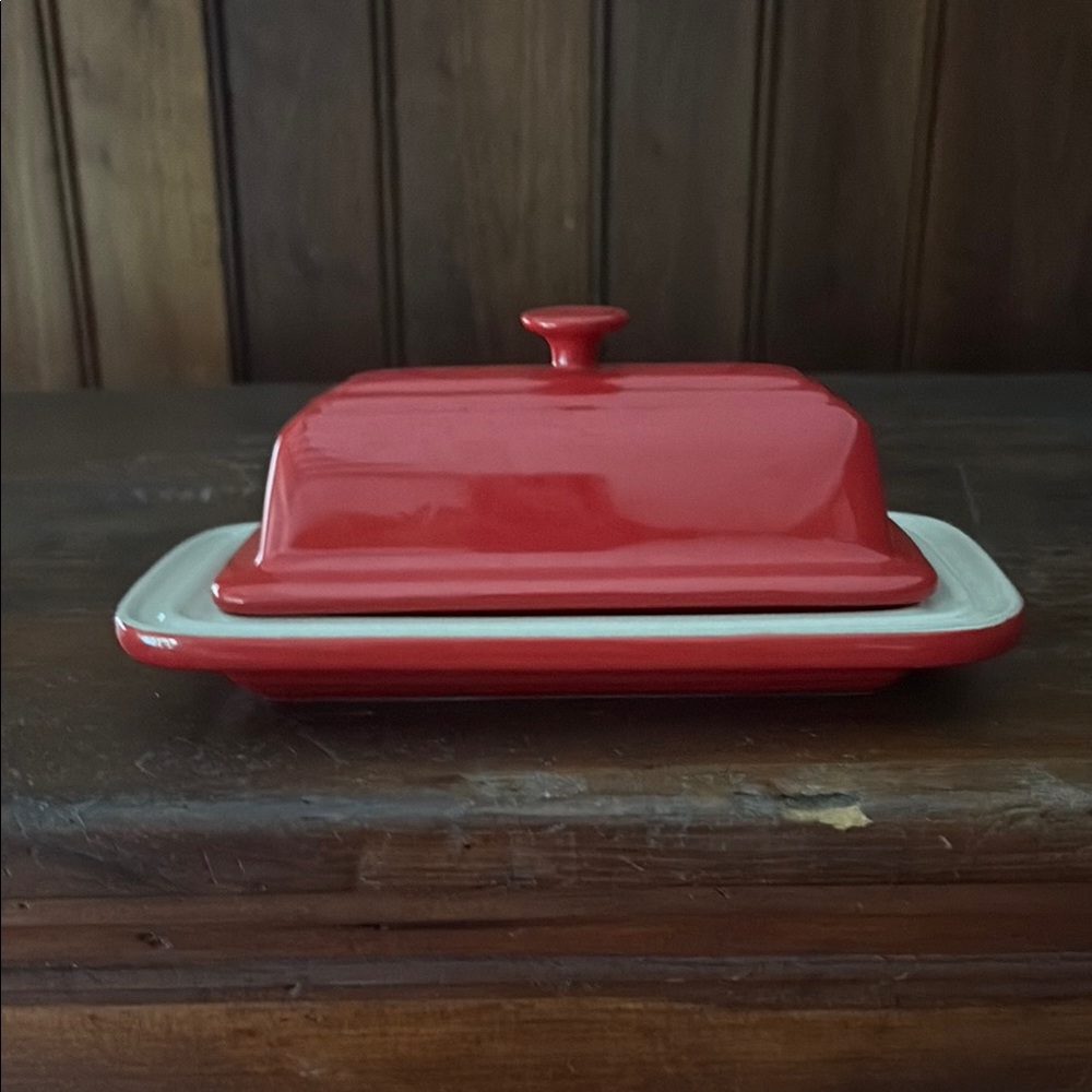 Red and White Ceramic Bakeware Dish